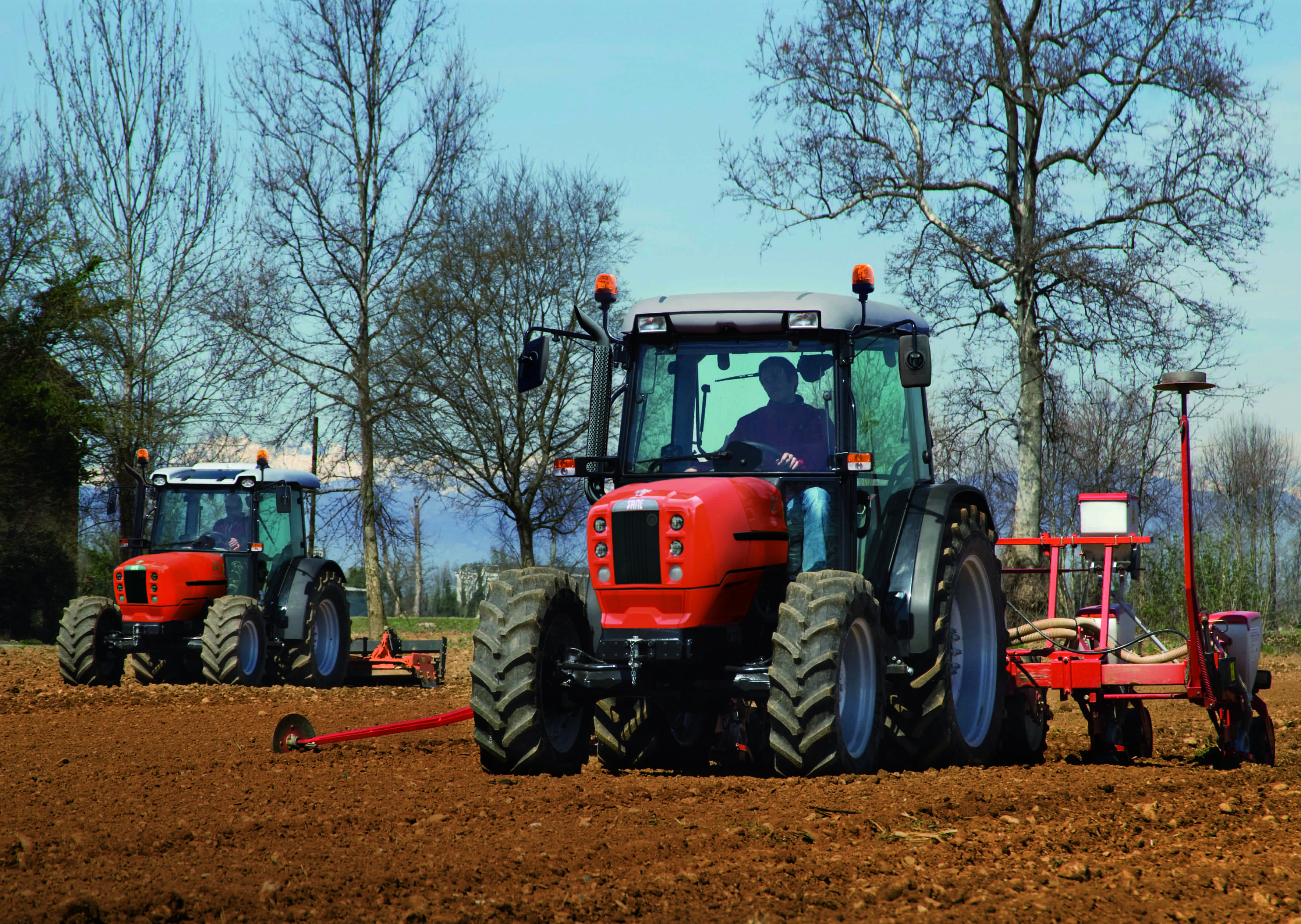 Same field. Трактор same. Трактор same 2010 года. Tractor same Frutteto Classic 80 кондиционер. Трактор Миртакс.